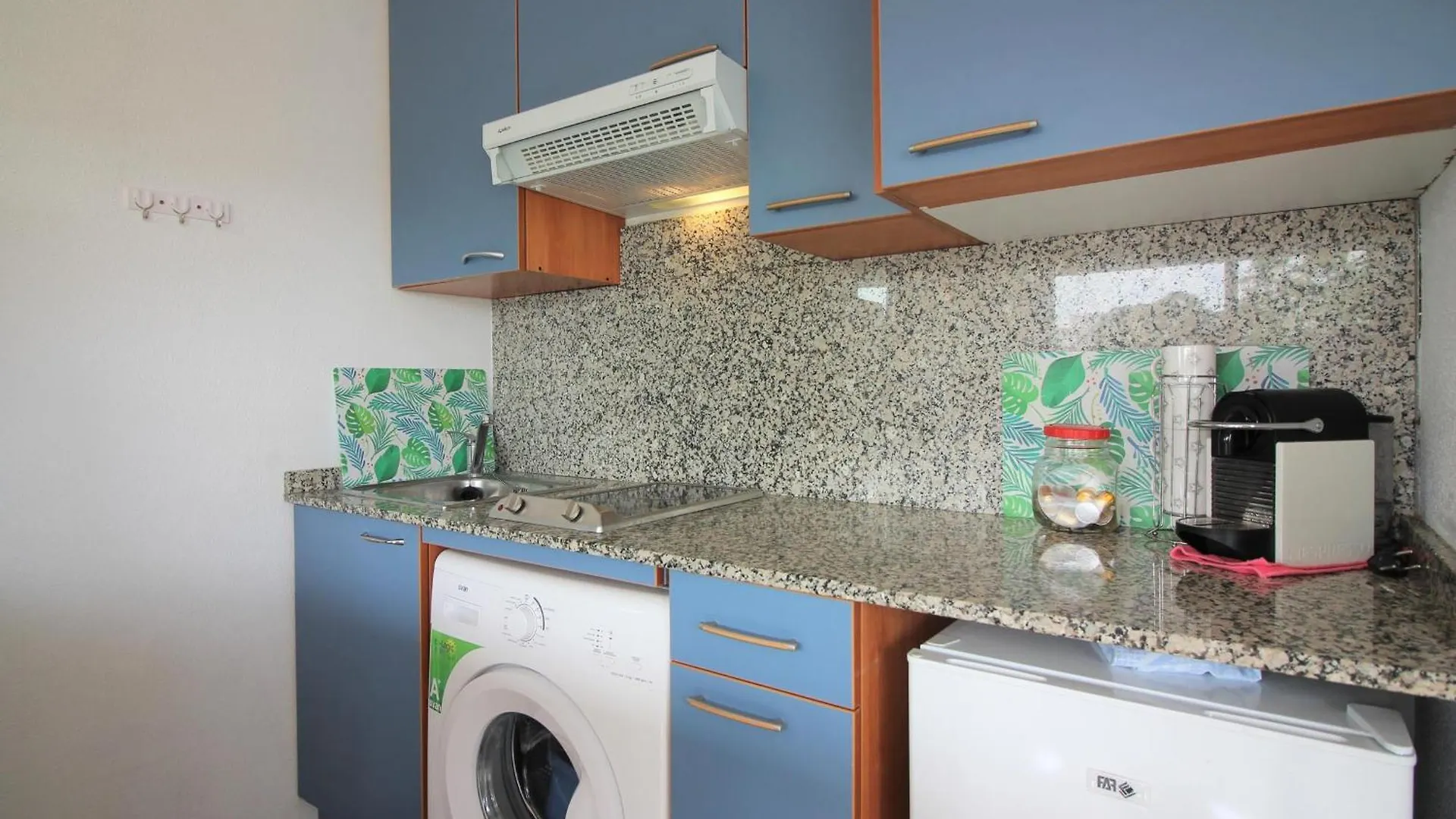 Moderno Apartamento Con Piscina Y Terraza En Santa Margarita, Roses - Es-228-148 0*,  Spain