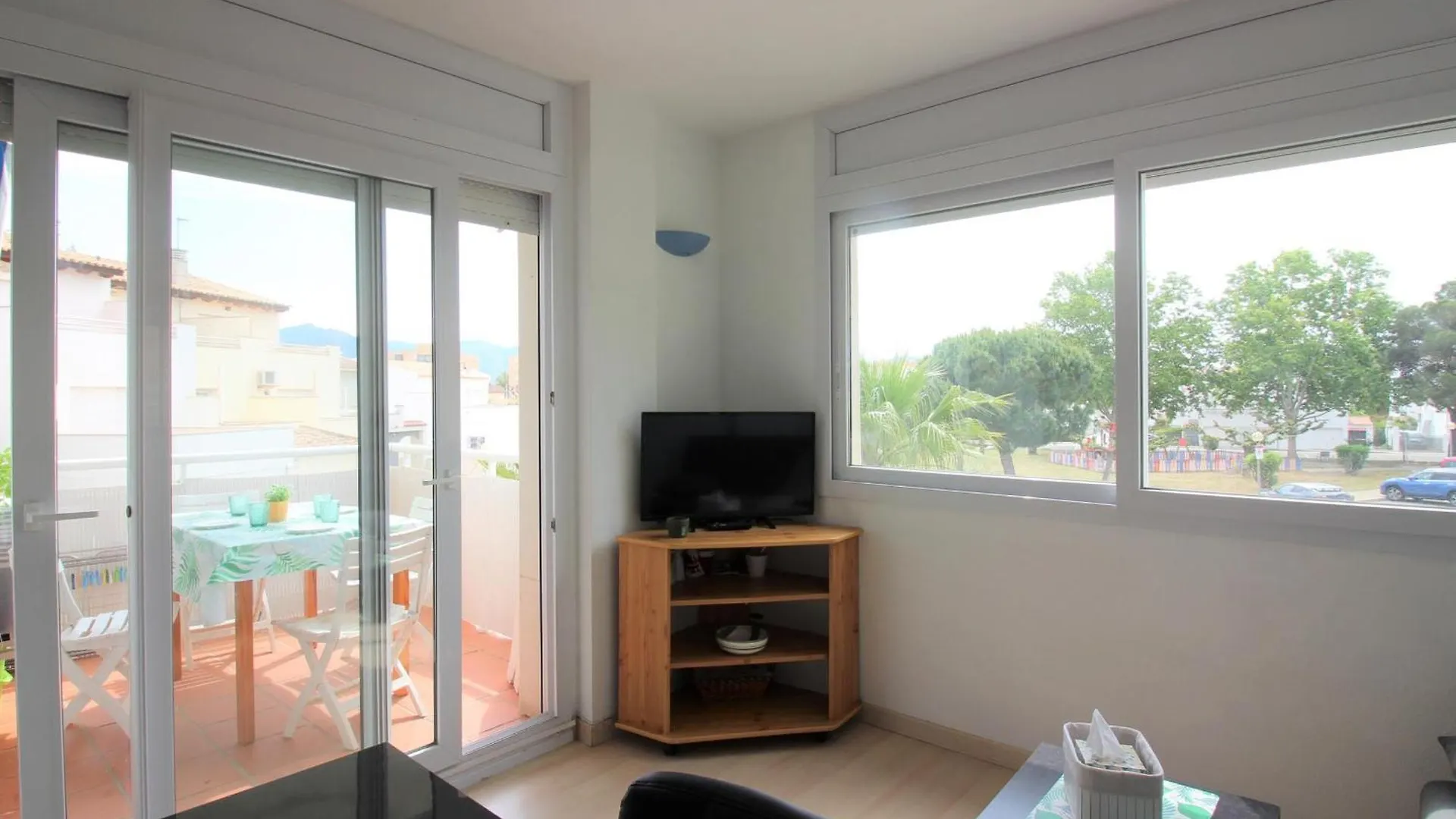 Moderno Apartamento Con Piscina Y Terraza En Santa Margarita, Roses - Es-228-148 Apartment